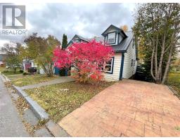 7 Beaumont Avenue thumbnail 3
