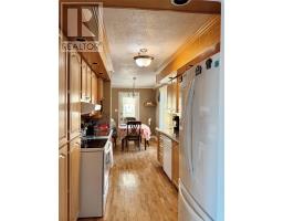92 Juniper Avenue thumbnail 5