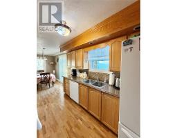 92 Juniper Avenue thumbnail 6