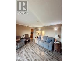 92 Juniper Avenue thumbnail 9