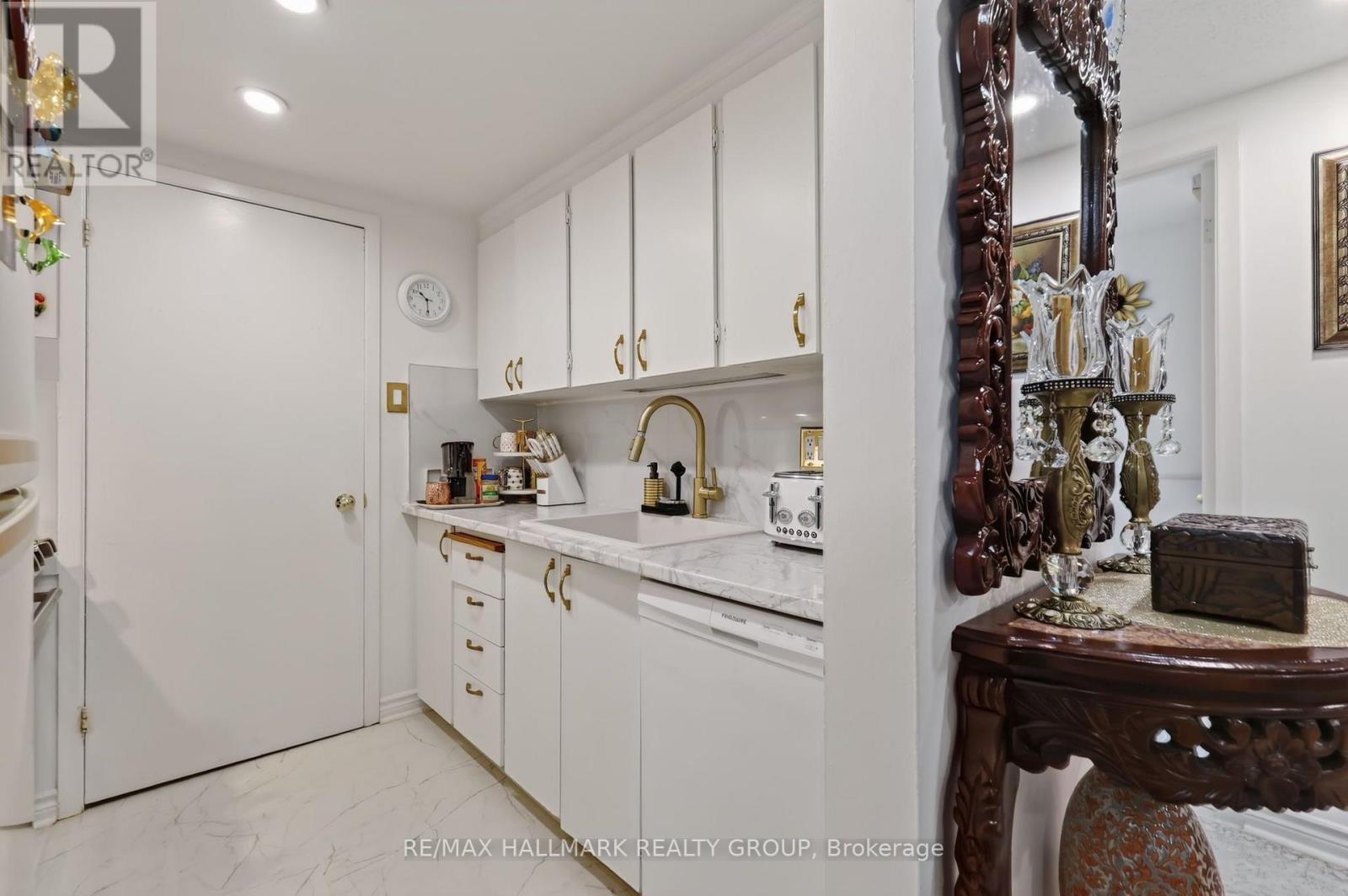 Condos for Sale in Ottawa – 102 – 6532 BILBERRY DRIVE, Ottawa – By Peter Sagos - Image 9