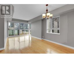 1402 - 445 Laurier Avenue W, Ottawa, ON K1R5C1 Photo 10