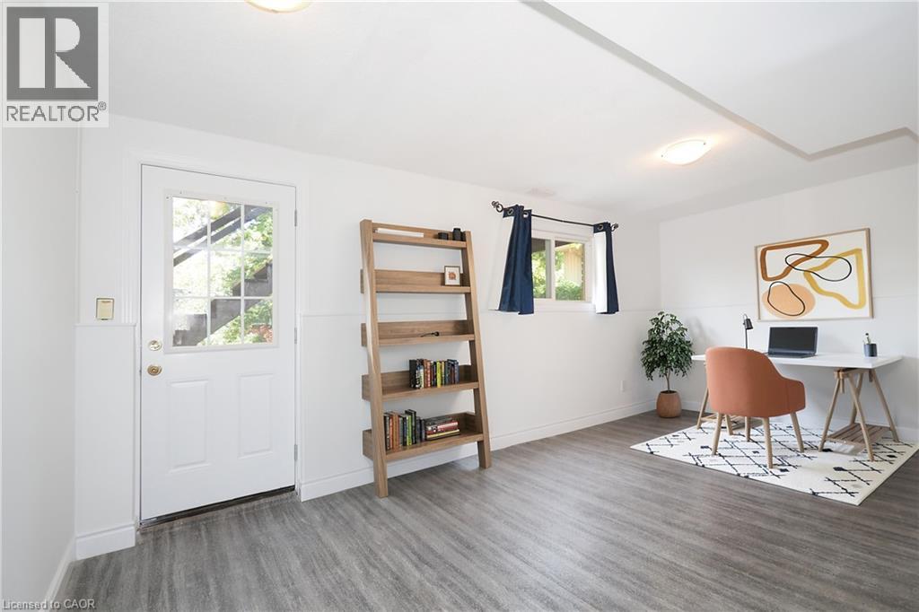 98 AMOS Avenue - 12