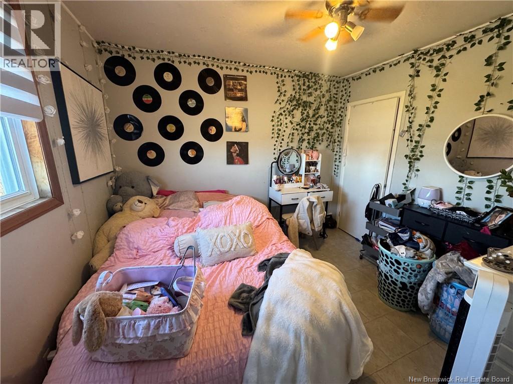 Photo 14 of 24