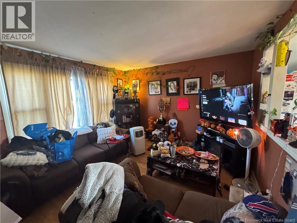 Photo 6 of 24