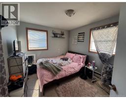 70-72 Spruce Avenue, photo 13