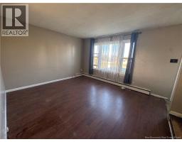 70-72 Spruce Avenue, photo 18