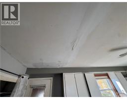 70-72 Spruce Avenue, photo 21