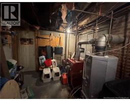 70-72 Spruce Avenue, photo 9