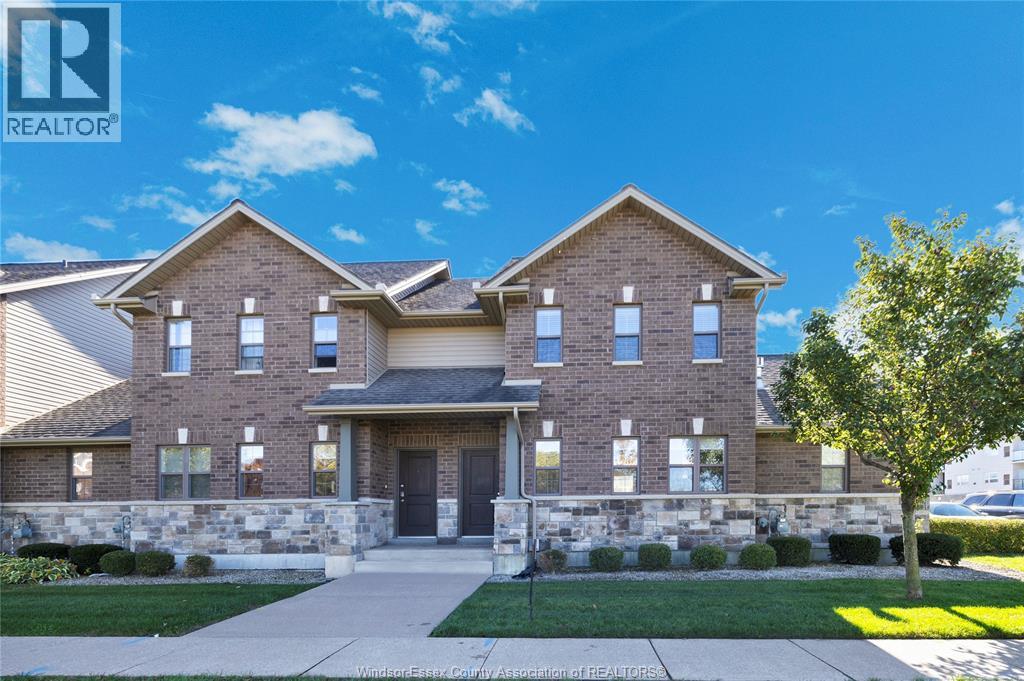 8475 WYANDOTTE Unit# 112, Windsor