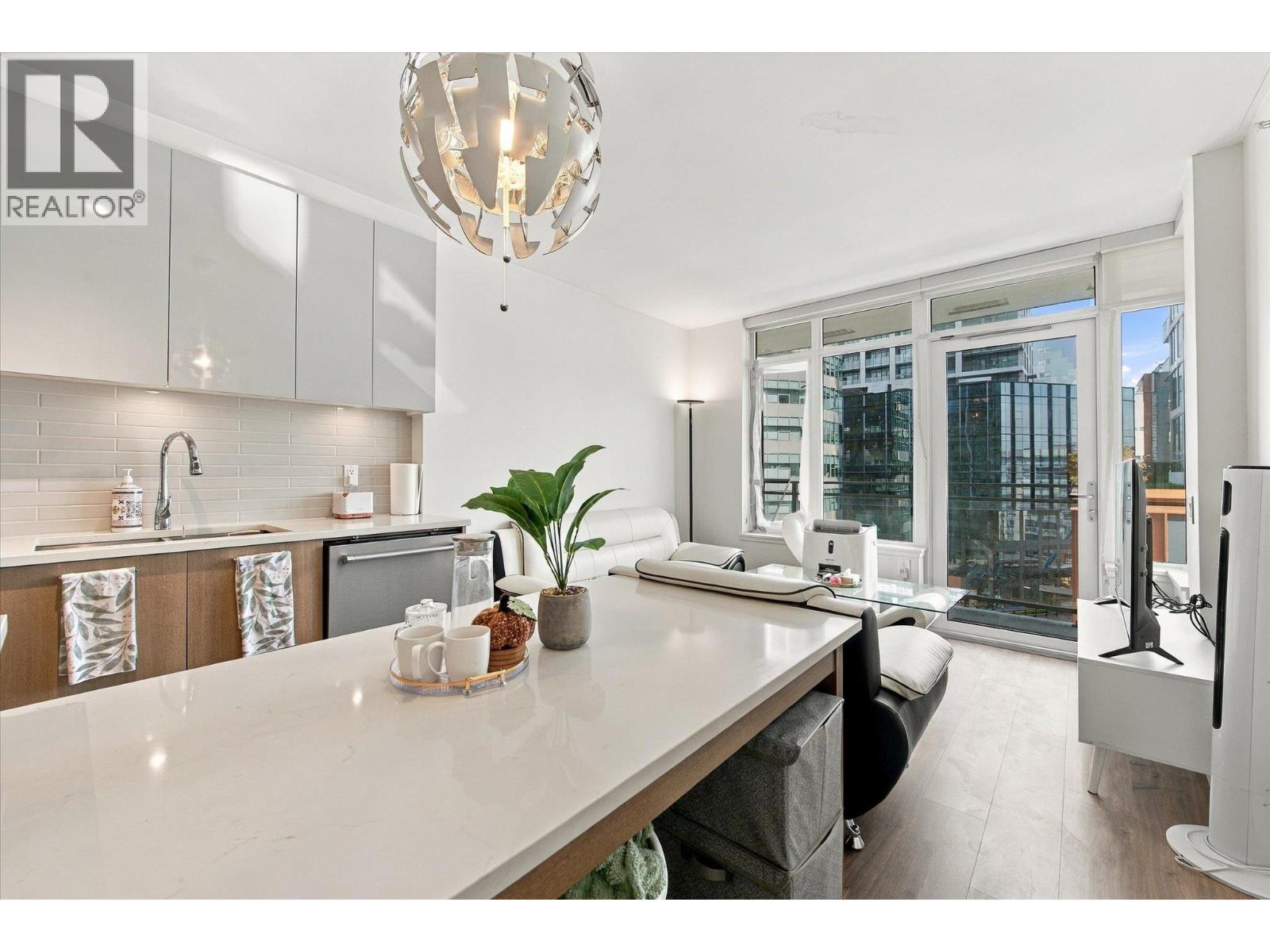 Photo of 708 258 NELSON'S COURT 7