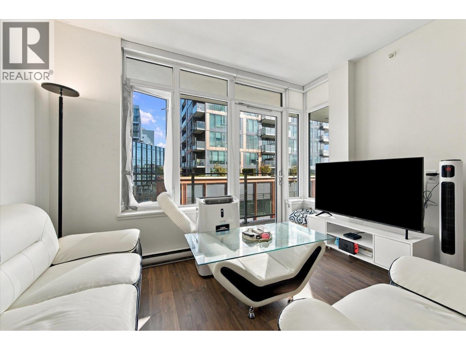 Photo of 708 258 NELSON'S COURT 8