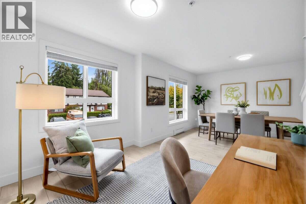Photo of 3 1538 DORSET AVENUE 15