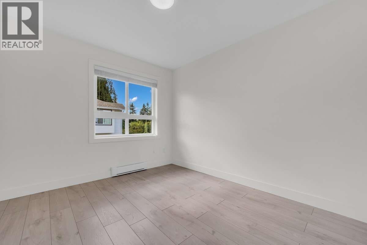 Photo of 3 1538 DORSET AVENUE 24