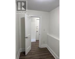 16 - 915 St Clair Avenue W, Toronto, ON M6C1C7 Photo 10