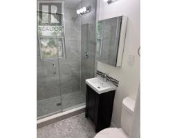 16 - 915 St Clair Avenue W, Toronto, ON M6C1C7 Photo 8