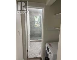 16 - 915 St Clair Avenue W, Toronto, ON M6C1C7 Photo 7