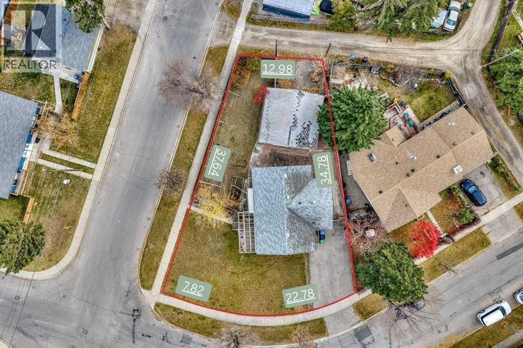 8528 Bowglen Road NW photo 2
