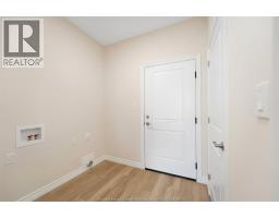 56 Redwood, Kingsville, ON N0R1B0 Photo 18
