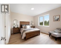 56 Redwood, Kingsville, ON N0R1B0 Photo 19