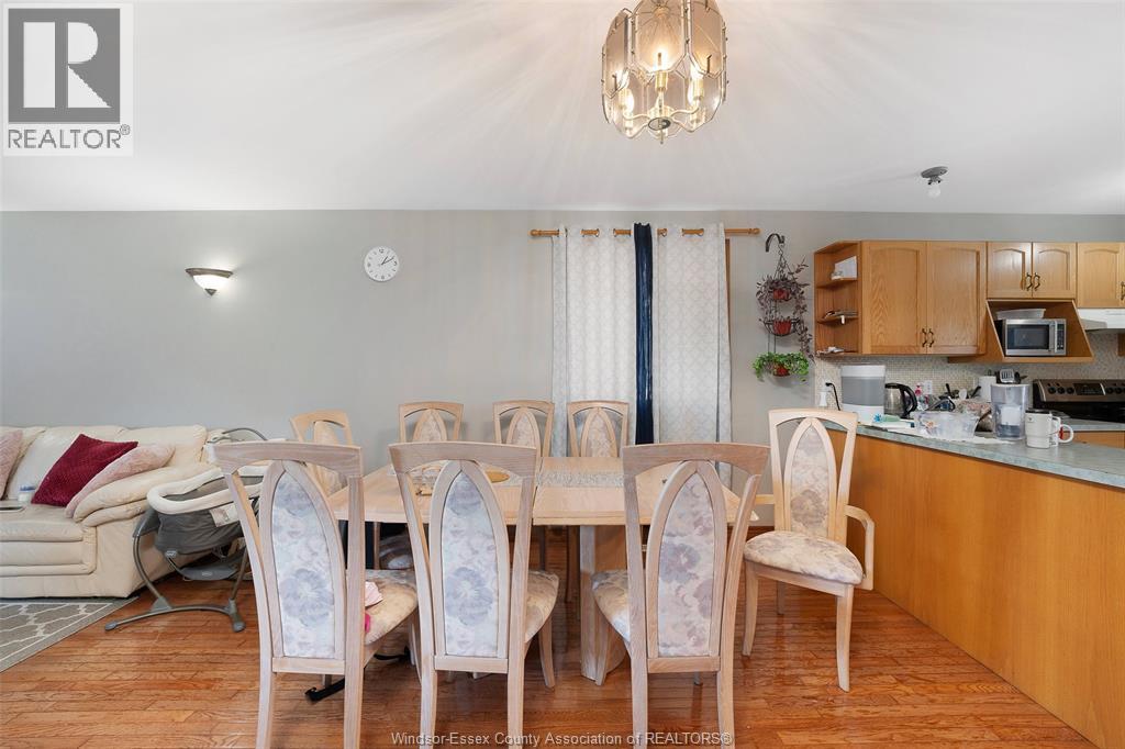 2314 ST CLAIR AVENUE, Windsor — photo 10