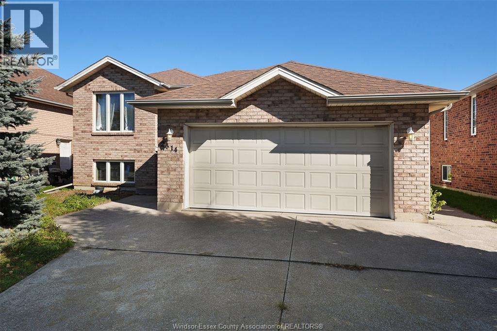 2314 ST CLAIR AVENUE, Windsor — photo 3
