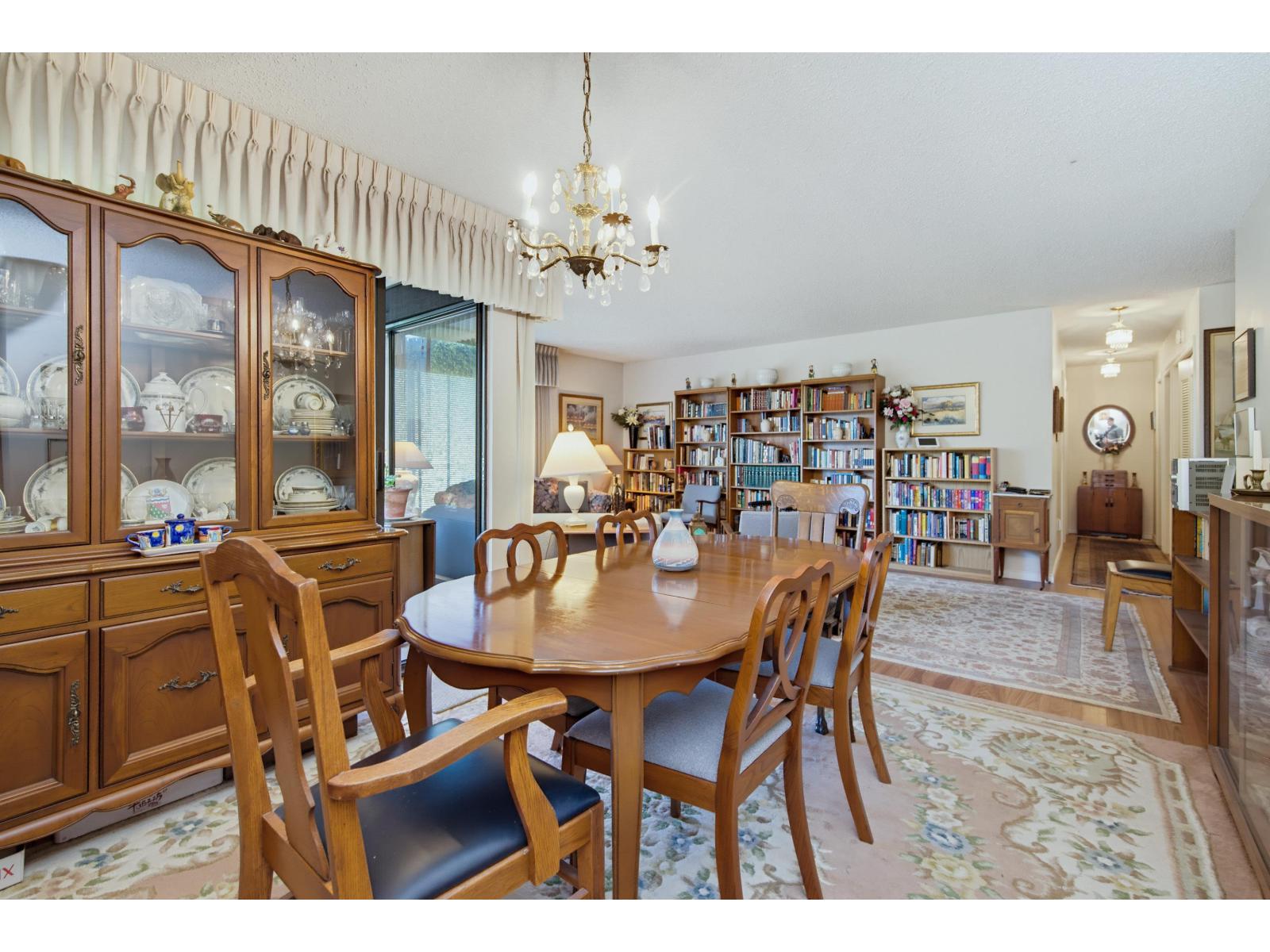 Photo of 313 1437 FOSTER STREET 11