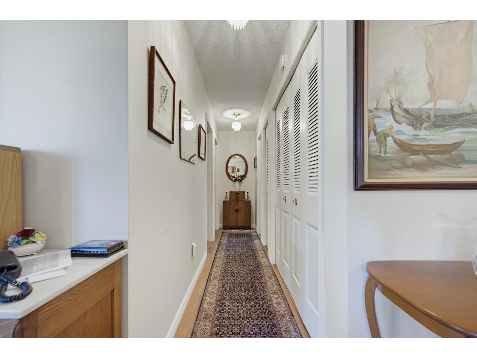 Photo of 313 1437 FOSTER STREET 16
