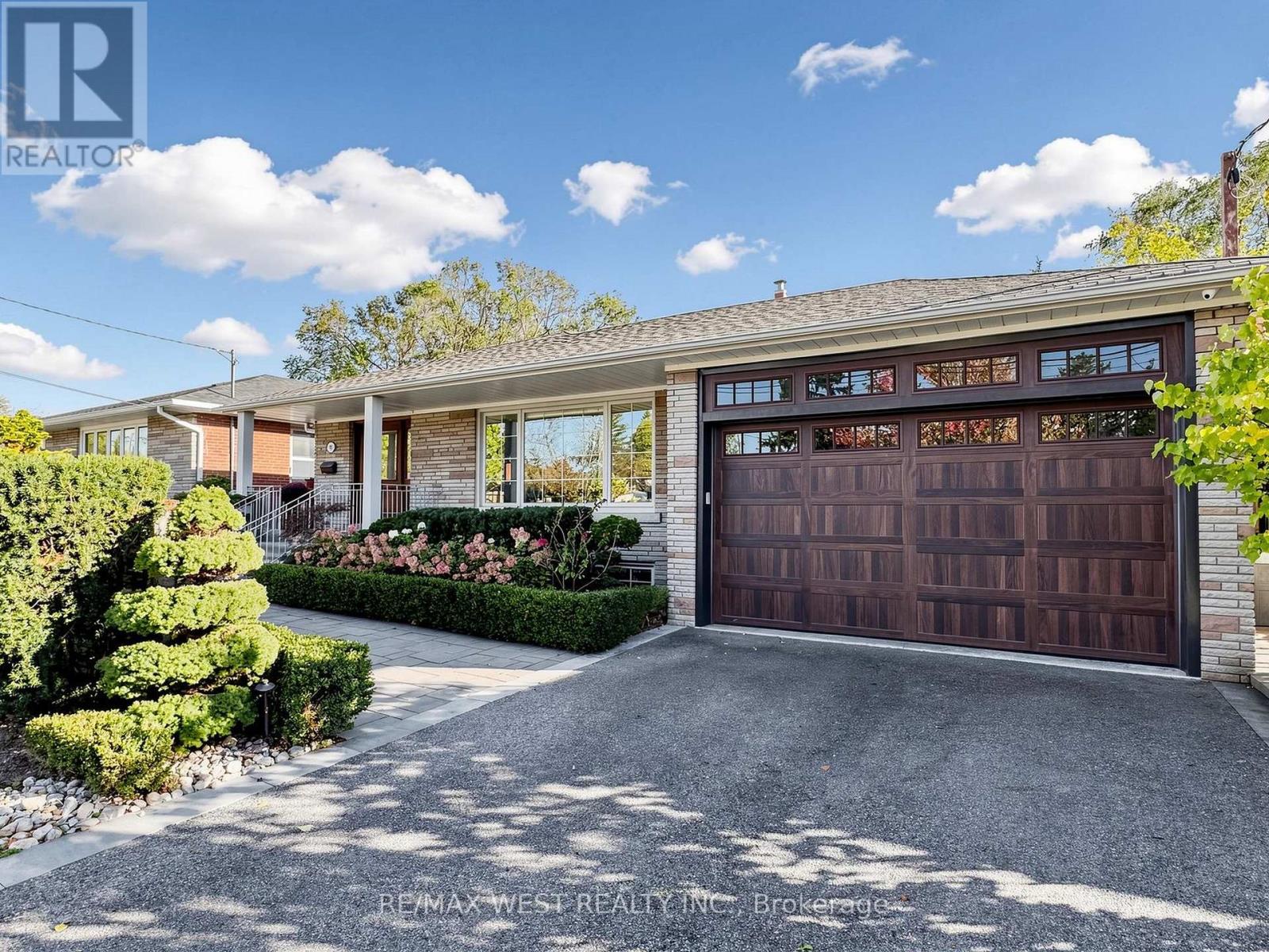 151 Palm Drive, Toronto, ON photo 1