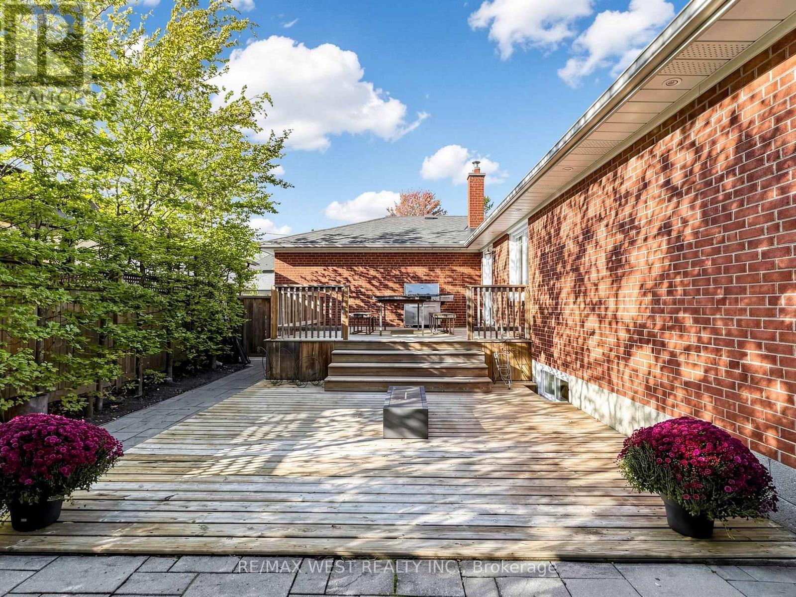 151 Palm Drive, Toronto, ON photo 45