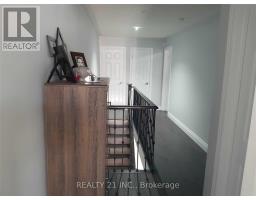 Laundry room - 37 Pringdale Gardens Circle, Toronto, ON M1J0B1 Photo 8