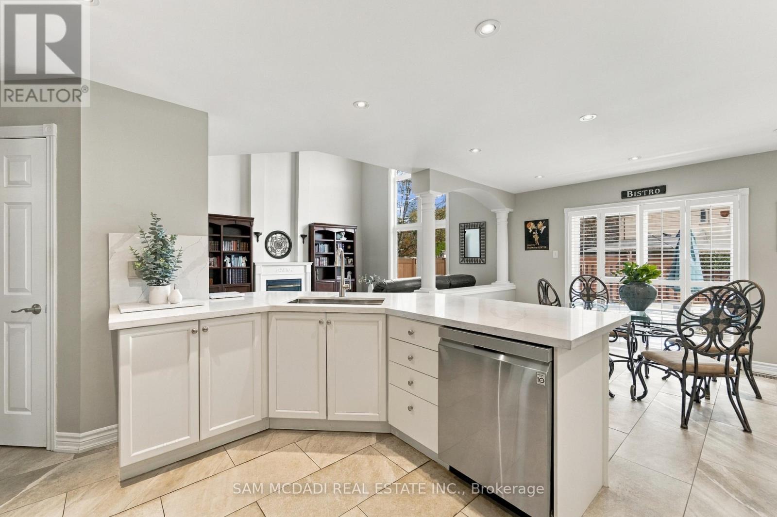135 Watford Street, Whitby, ON photo 21