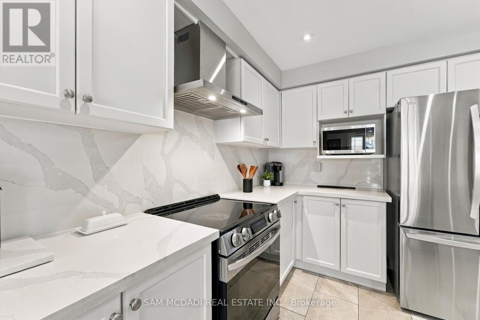 135 Watford Street, Whitby, ON photo 24