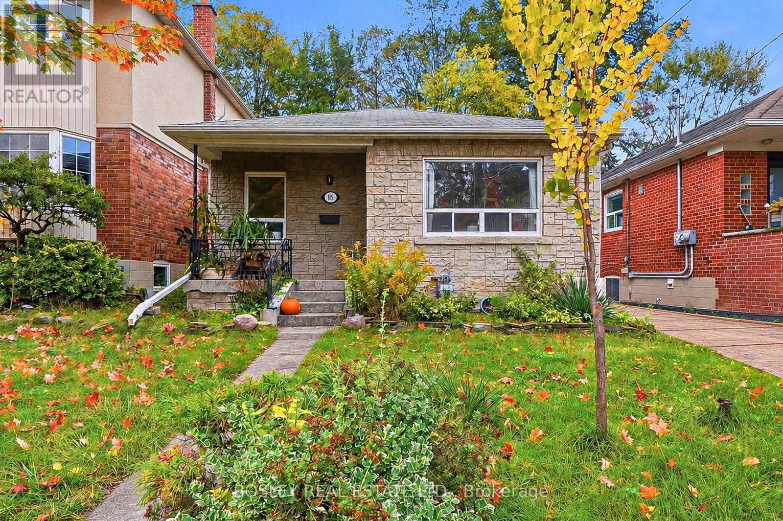 115 Highfield Road, Toronto, ON photo 1