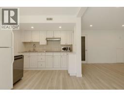 2007 Floralynn Crescent, North Vancouver, BC V7J2W1 Photo 22