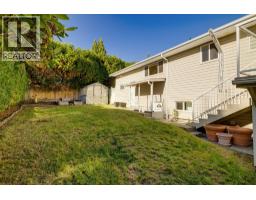 2007 Floralynn Crescent, North Vancouver, BC V7J2W1 Photo 31