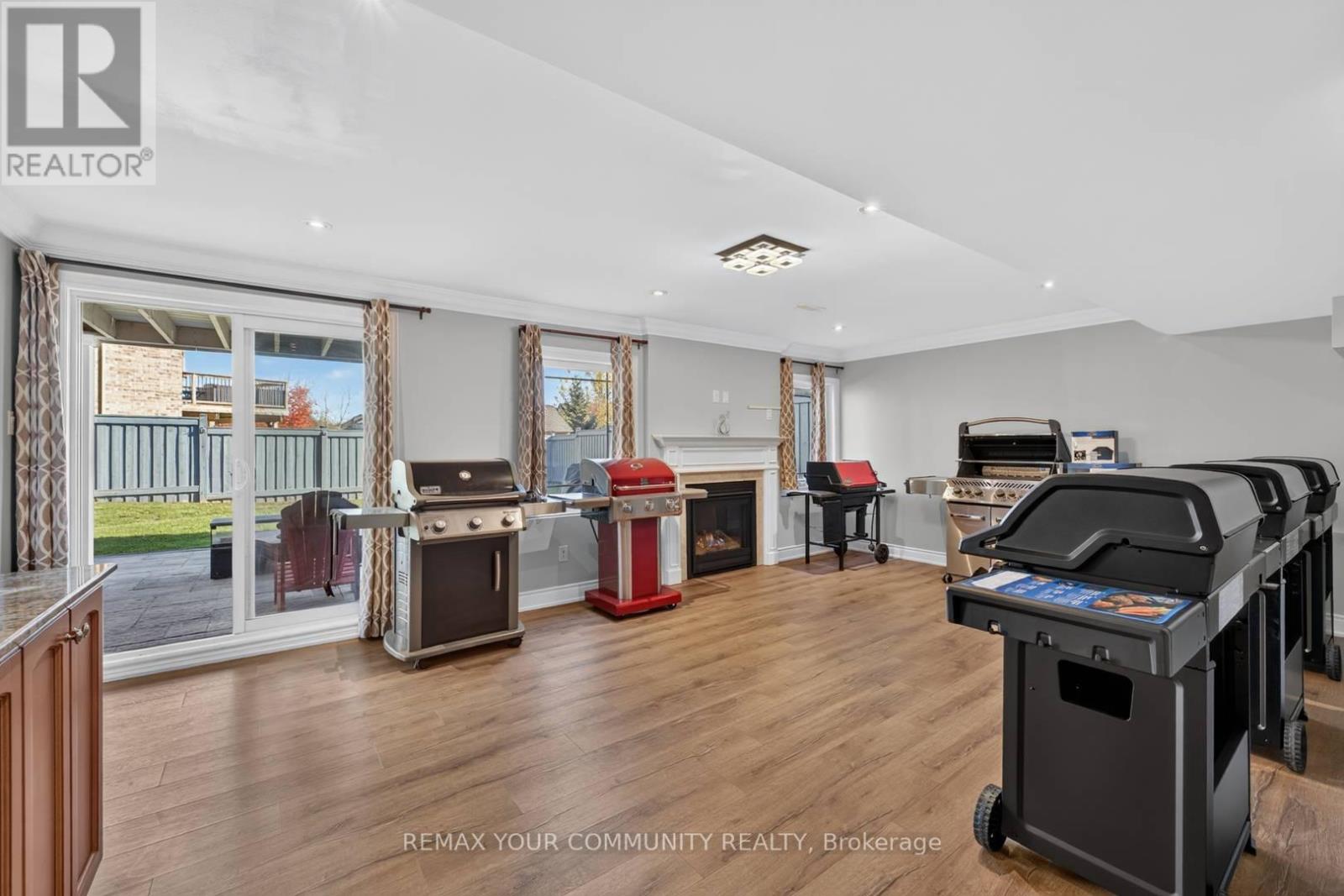 124 McGahey Street, New Tecumseth, ON photo 33
