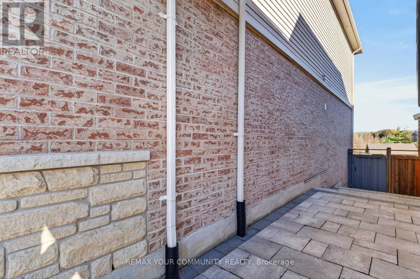 124 McGahey Street, New Tecumseth, ON photo 49