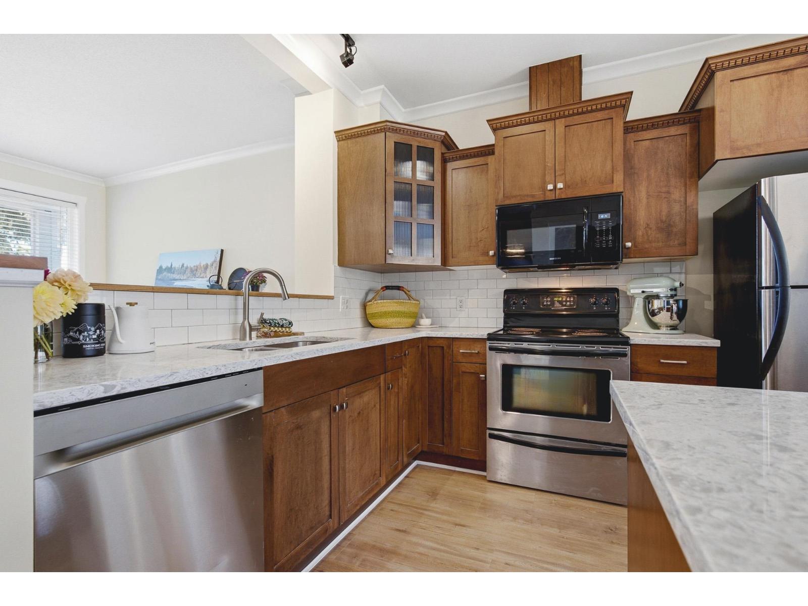Photo of 44 5837 SAPPERS WAY, Garrison Crossing 11