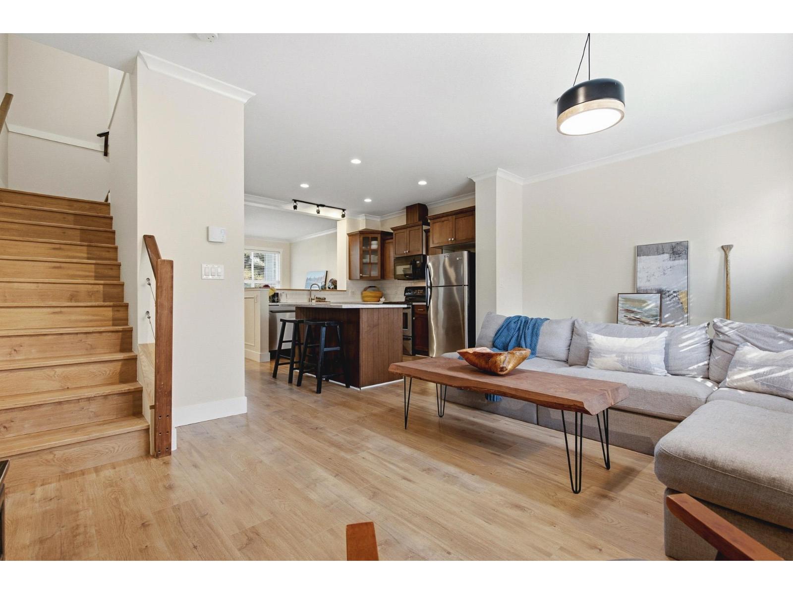 Photo of 44 5837 SAPPERS WAY, Garrison Crossing 19