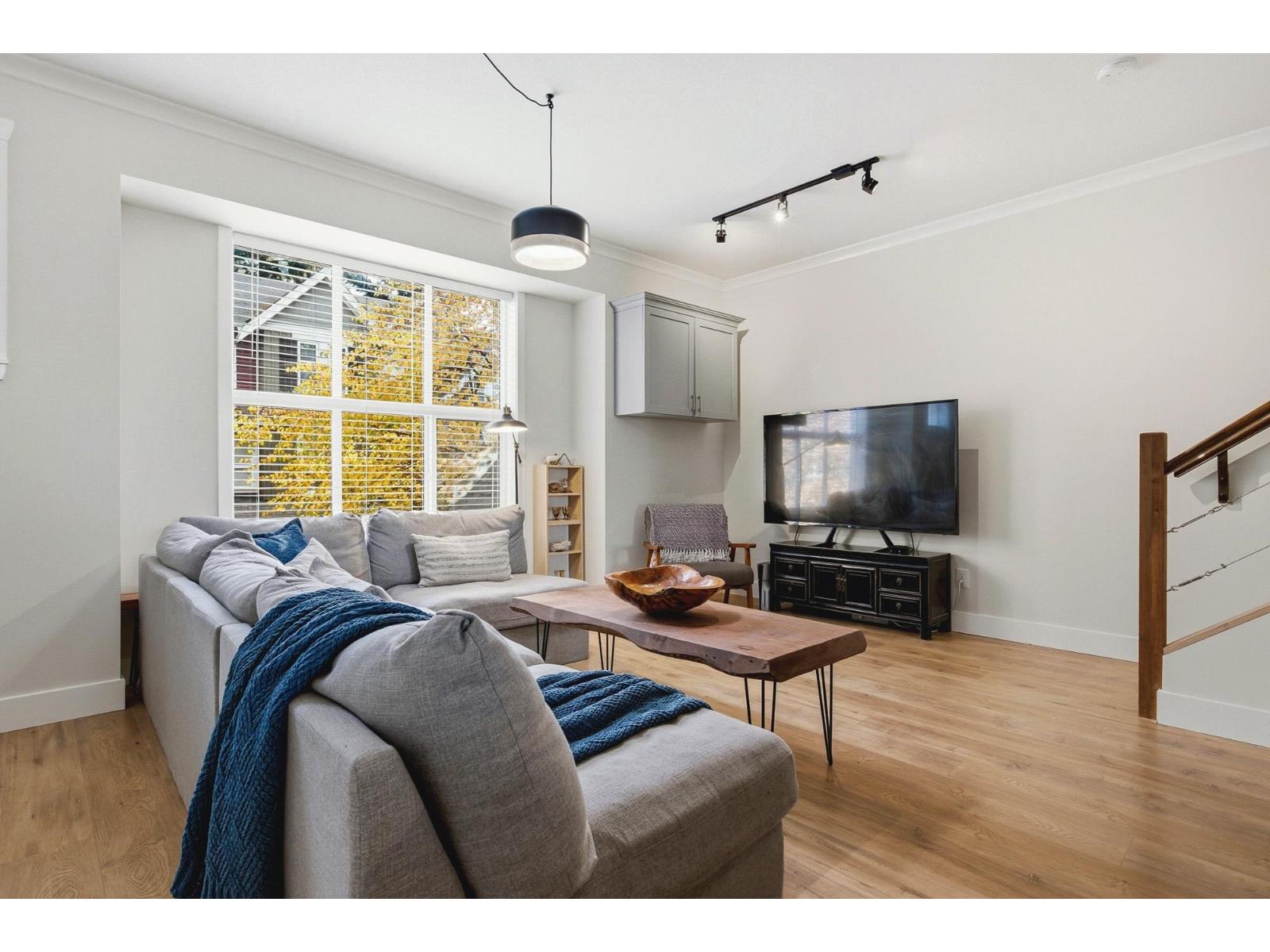 Photo of 44 5837 SAPPERS WAY, Garrison Crossing 3