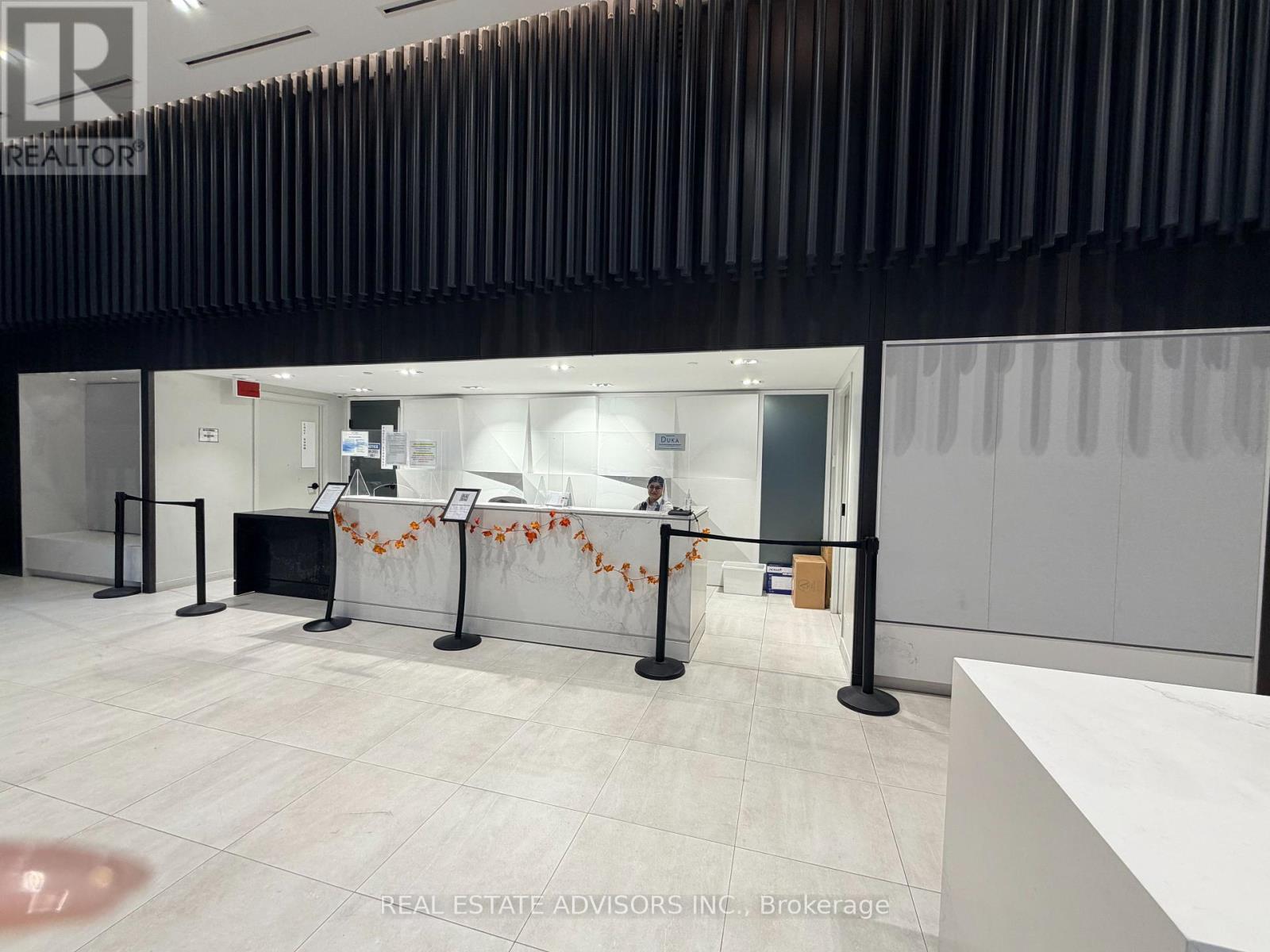 #1002 4065 CONFEDERATION PARKWAY - 15