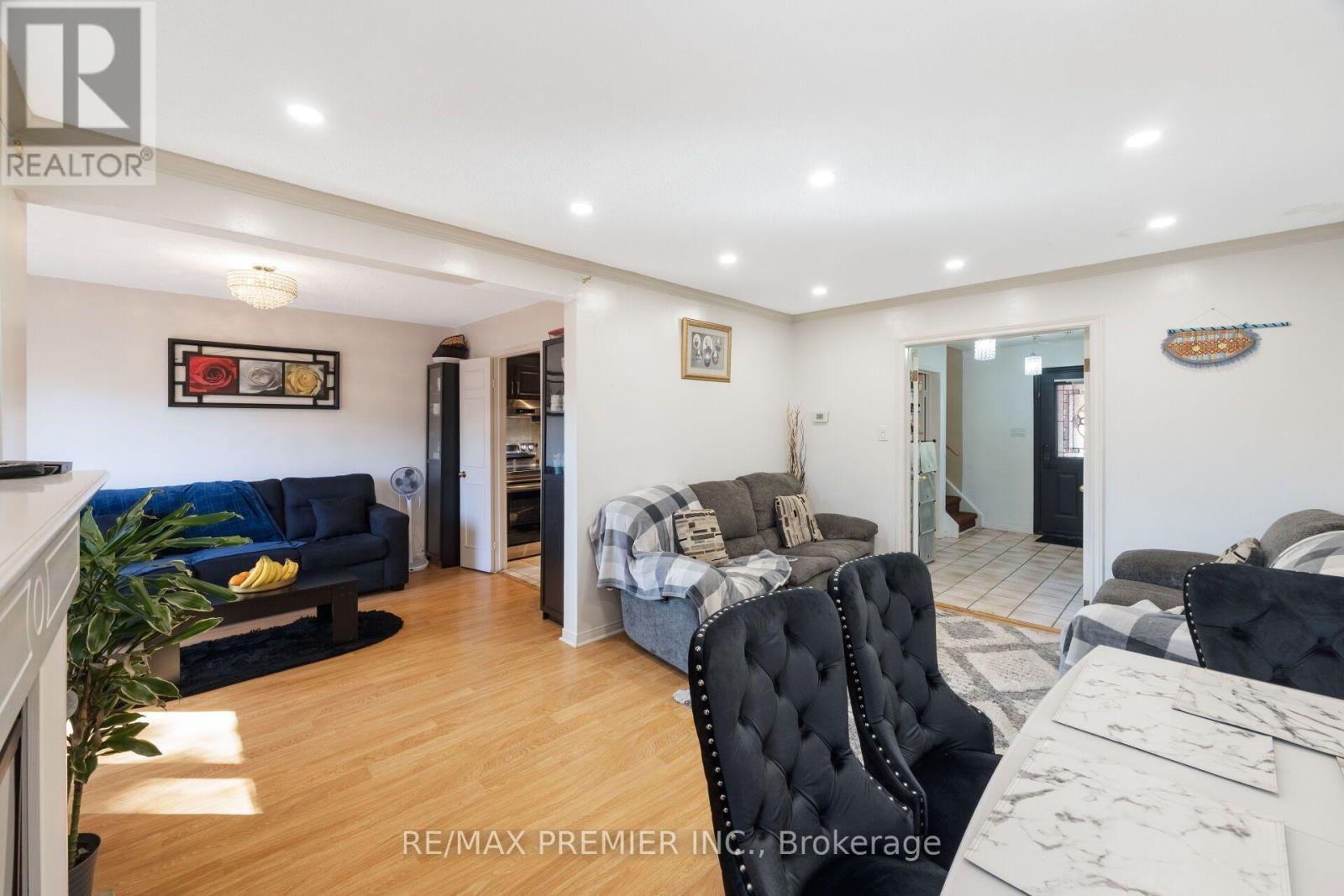 45 ROSEBUD AVENUE - 10