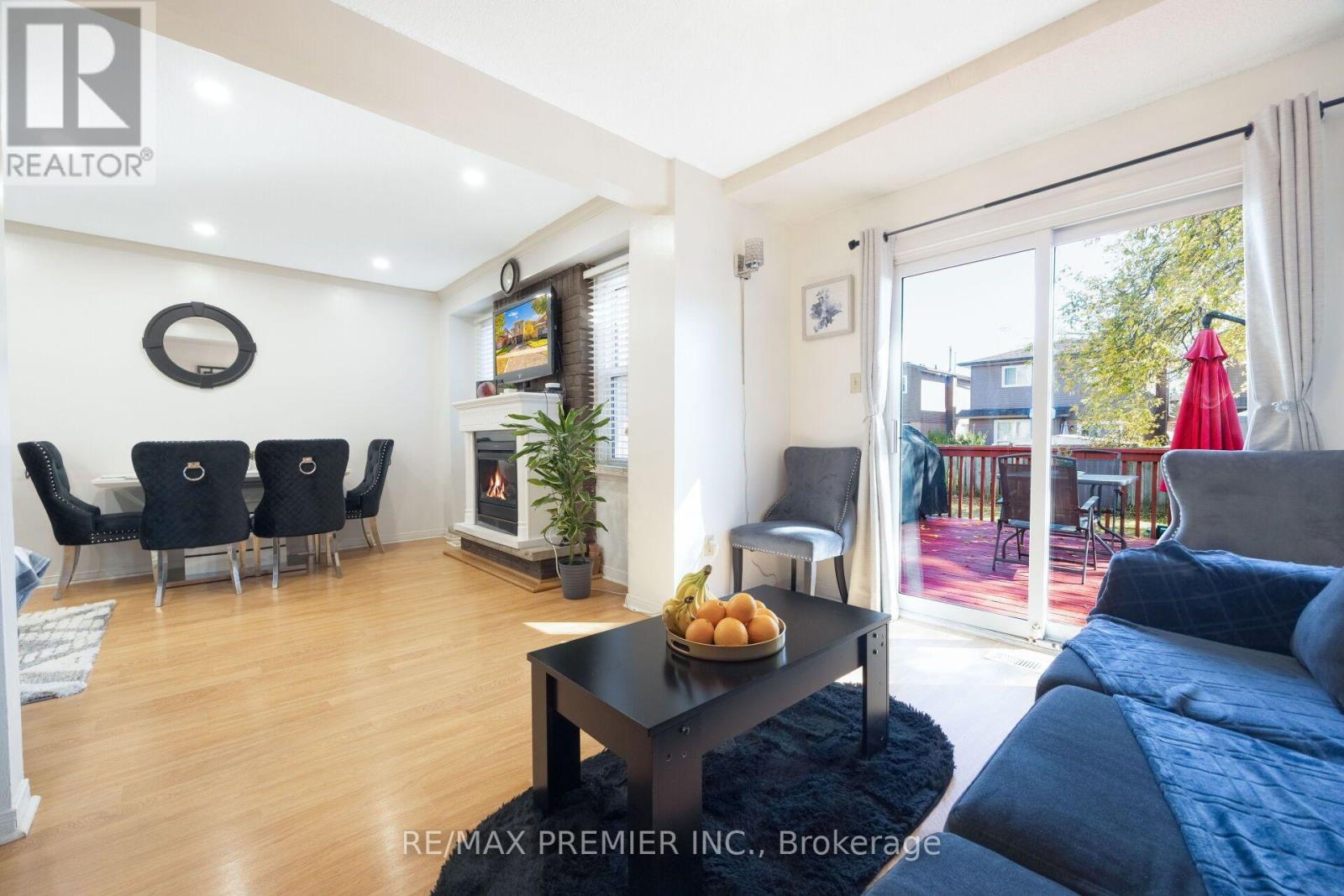 45 ROSEBUD AVENUE - 12