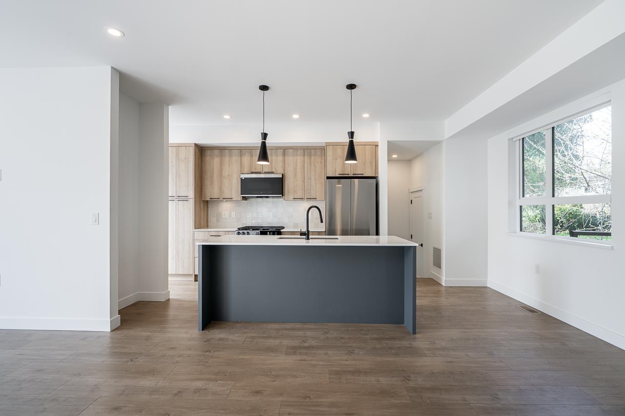 Photo of 14 10527 155 STREET 15