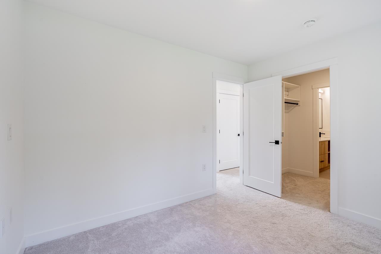 Photo of 14 10527 155 STREET 22