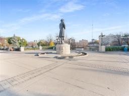 106 15 Kennedy Street, Winnipeg, MB R3C3X5 Photo 8
