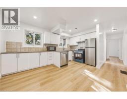Bedroom - 928 Upper Gage Avenue, Hamilton, ON L8V4K9 Photo 6