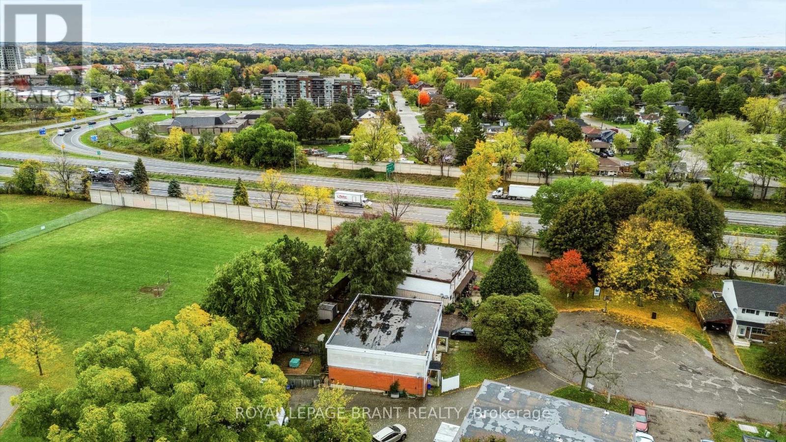 23 Brenda Court, Brantford, ON photo 12