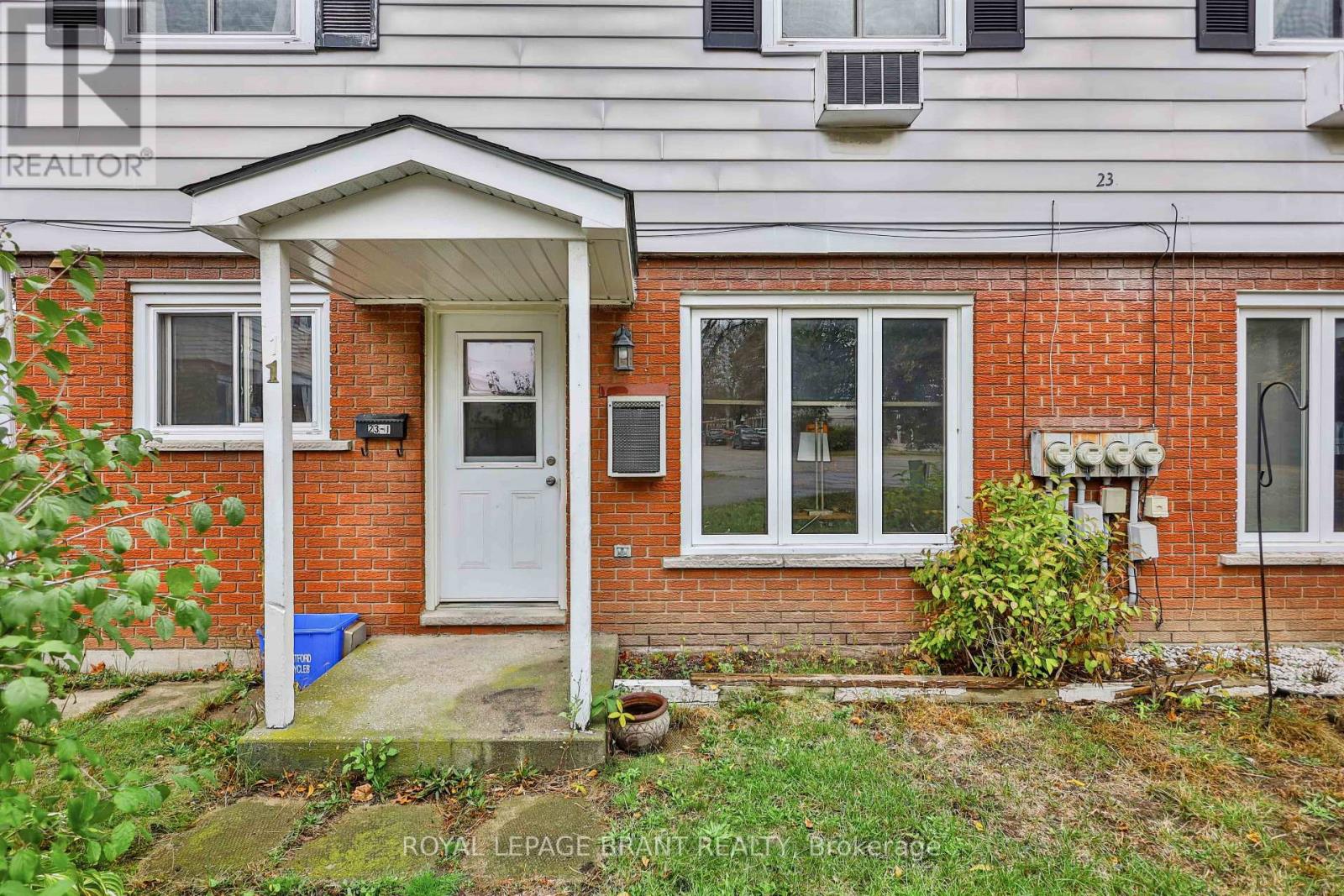 23 Brenda Court, Brantford, ON photo 9